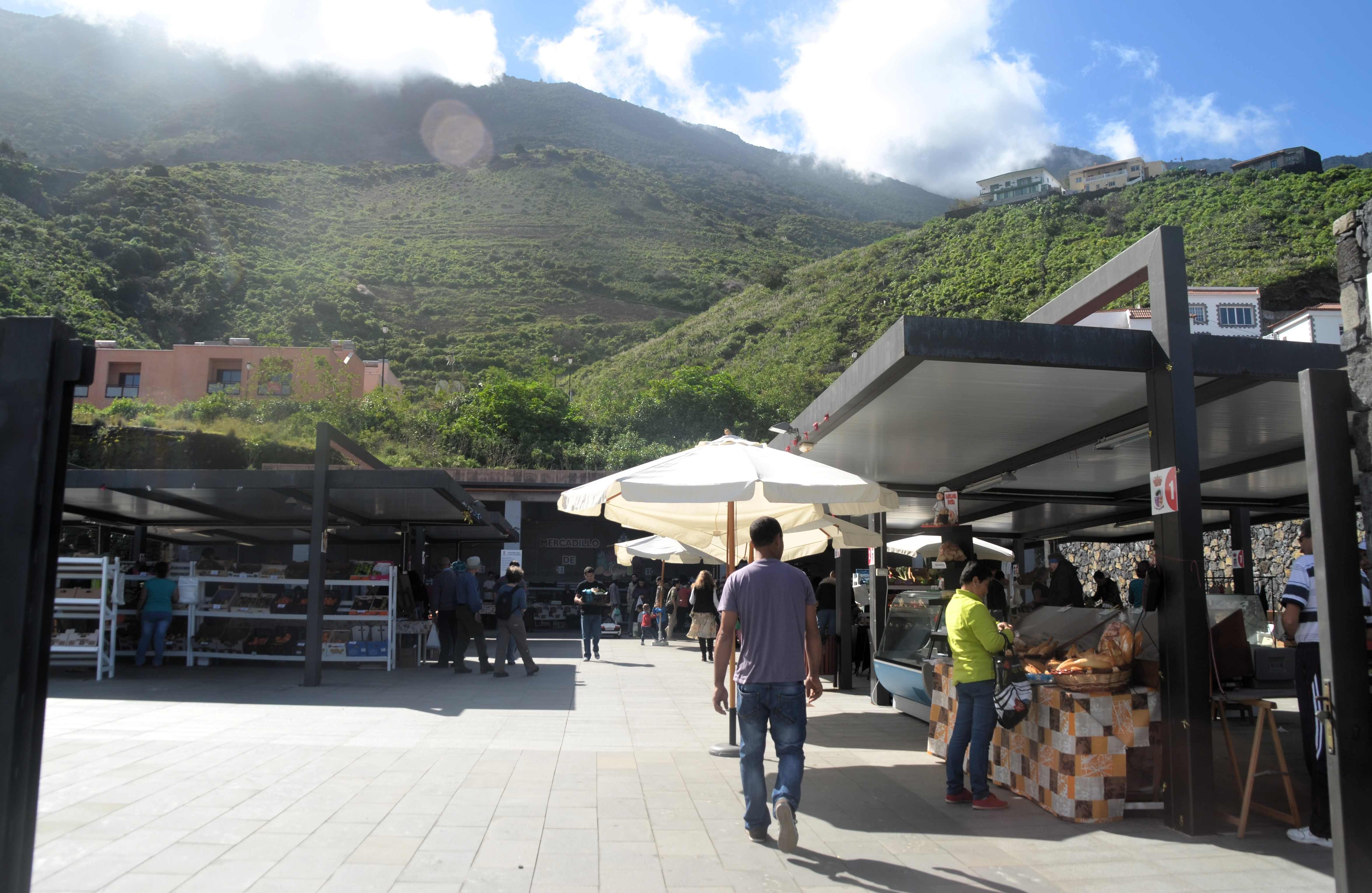 La Frontera ofrece un taller de “Show Cooking” en el mercadillo municipal